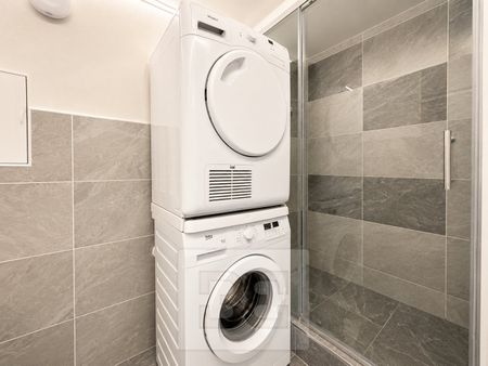 Pronájem bytu 1+kk a garsoniéry 23 m² - Fotografie 2