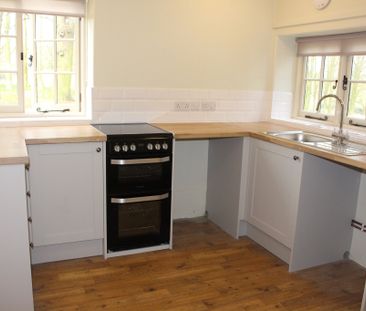 One Hundred Acre House to Rent in Burnham Market - Photo 3