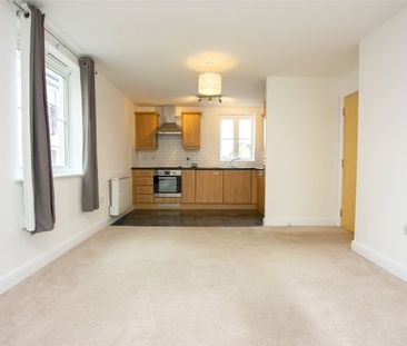 Sorrel Way, Carterton, Oxfordshire, OX18 - Photo 2
