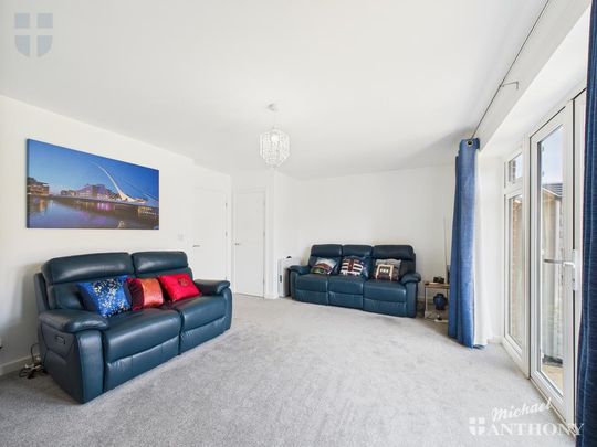 3 bedroom semi-detached house to rent - Photo 1