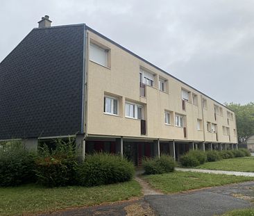 Location Appartement 4 pièces 70 m² Châtillon-sur-Indre - Photo 4