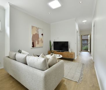 Stylish, Light-Filled Living - Photo 4