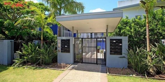 Low Maintenance Apartment in Secure Complex - Photo 3