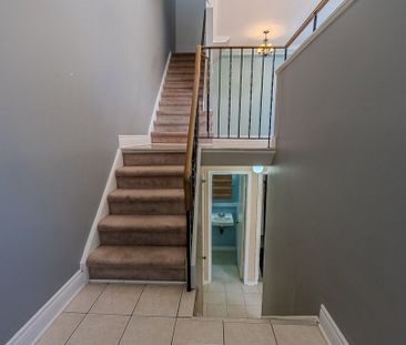 For Lease - 37 Forester Crescent Unit# C, Bells Corners and South t... - Photo 1
