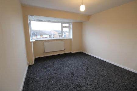 Boothroyd Drive, Huddersfield - Photo 4