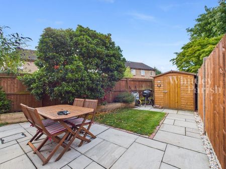 2 bedroom semi-detached house to rent - Photo 4