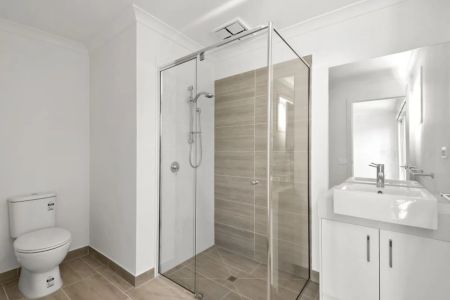 Contemporary living in Great Location - Photo 4