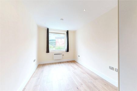 Drayton Park, Highbury, London, N5 1DH - Photo 5