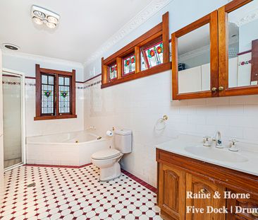 17 Bayview Road, Canada Bay NSW 2046 - House For Rent | Domain - Photo 1