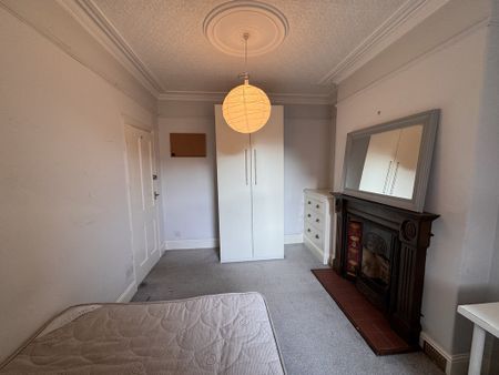 Park Grove, The Groves - P2206 - Photo 3