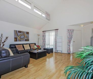 WONDERFUL HOME SURROUNDED BY CONVENIENCE! - Photo 3