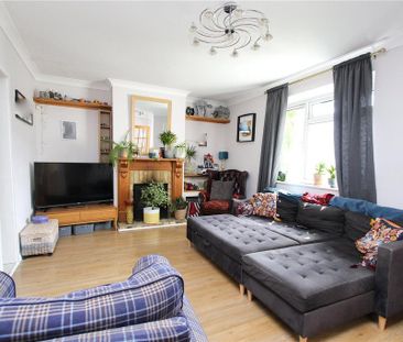 3 bedroom end of terrace house to rent - Photo 1