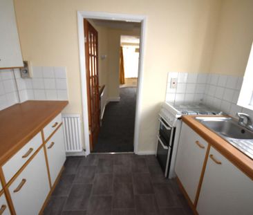 2 bedroom terraced house to rent - Photo 6