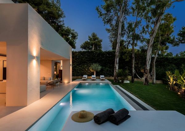 Luxury Villa for rent in Marbella Del Este, Spain