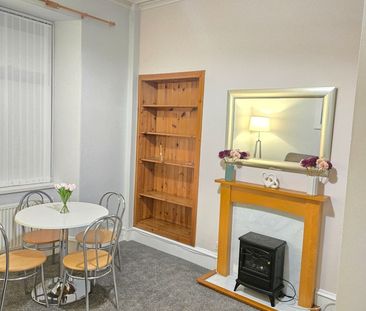 2 Bed Flat, Baker Street Rosemount, AB25 - Photo 3