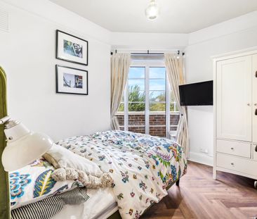 2 bedroom flat to rent New Church Road, Hove - Photo 4
