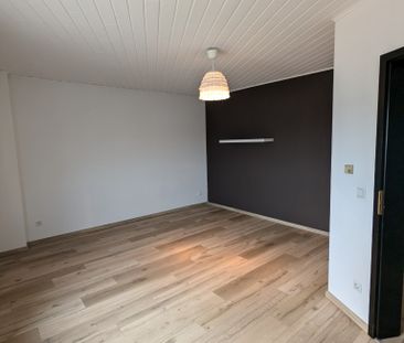 Moderne 5 Zimmer Wohnung im Mischgewerbegebiet - Photo 2