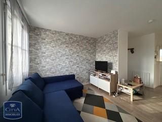 Location Appartement 2 pièces 35m² LE PERRAY EN YVELINES 78610 - Photo 2