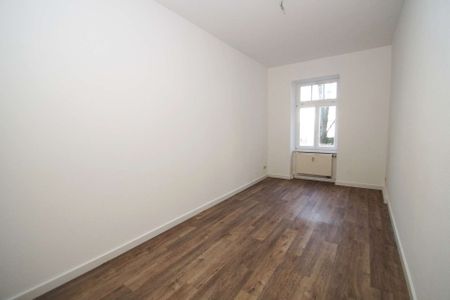 teilsanierte 2 Raumwohnung in Schönefeld! - Photo 2