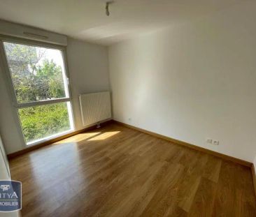 Appartement à louer 4 pièces 82.34m² - Photo 3