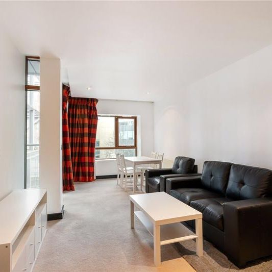 208 Beacon One Beacon Court Sandyford Dublin 18 - Photo 1