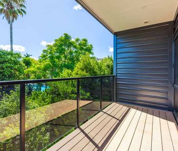 Modern Terrace Living - Photo 2