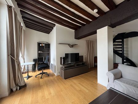 Tout savoir sur cet appartement dans le quartier Monnaie, à Paris 6ème - Photo 3