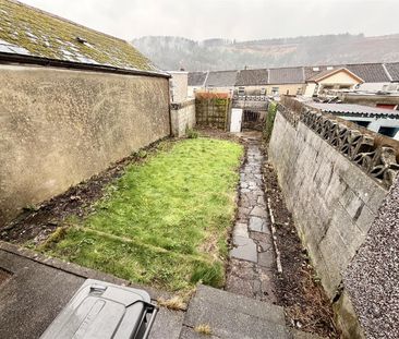 House - Terraced For Rent Court Street, Tonypandy - Photo 6