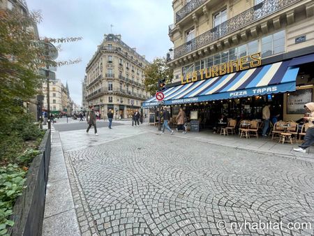 Logement à Paris, Location meublée - Photo 2