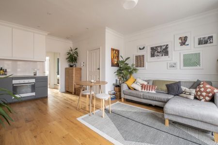 1 bedroom flat to rent - Photo 3