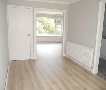 3 bedroom semi-detached house to rent - Photo 3