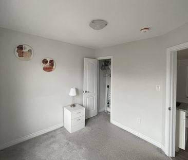 For Lease - 542 Whites Hill Avenue Unit# Coach House, Markham, Ontario - Photo 4