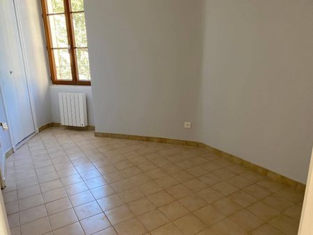 Location appartement 2 pièces 26.91 m² à Aubenas (07200) 4 - Photo 2