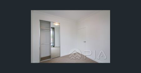 Spacious 2-Bedroom + Study Room Apartment | Just 2 Mins Walk to Train Station | Exclusive Resident Facilities! - Photo 3