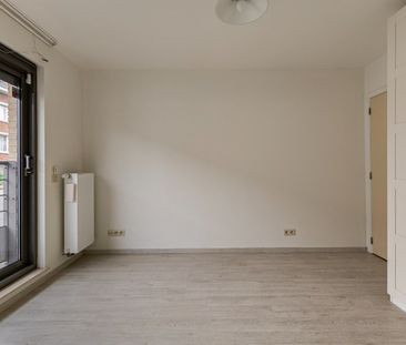 Ideaal gelegen gelijkvloers appartement met 3 slaapkamers in verkee... - Photo 3