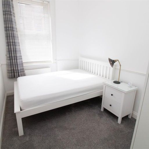 2 Bedroom Flat - Ground Floor - Photo 1