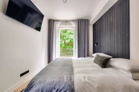 Location appartement, Paris 18ème (75018), 2 pièces, 50.8 m², ref 86418602 - Photo 2