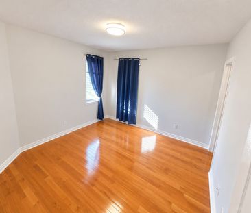 For Lease - 454 Huntington Ridge Drive, Mississauga, Ontario - Photo 4