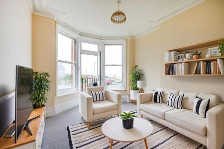 2 bedroom flat to rent - Photo 3