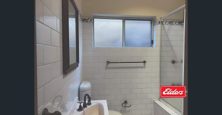 2-Bedroom Villa in a Hurstville - Photo 5