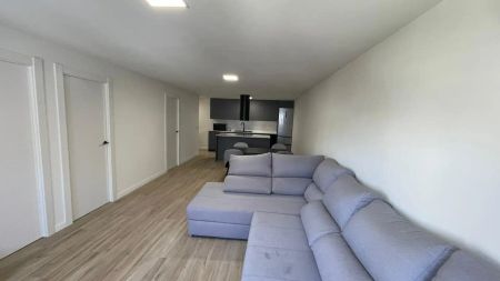 Piso de alquiler en Calle Pintor Cabrera, Ensanche - Diputación - Foto 2