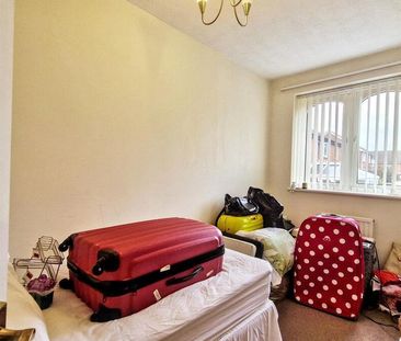 2 bedroom end of terrace house to rent - Photo 5