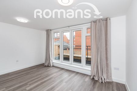 4 bedroom townhouse to rent - Photo 3