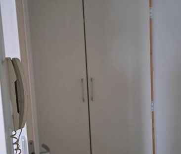 Teilmöbliertes, Nichtraucherappartement - Photo 2