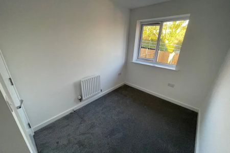 Dyer Close - Photo 3