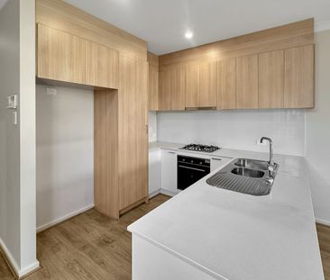 Modern 3-Bedroom Home in Ingle Farm! - Photo 5