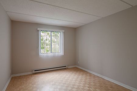 1550 Avenue Filion - Photo 3