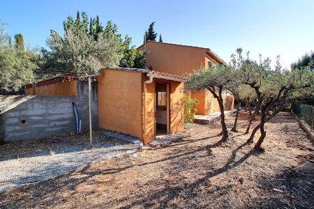 VILLA, - Photo 5