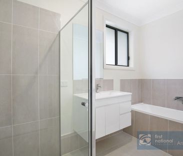 FOOTHILLS ESTATE DUPLEX!!! - Photo 2