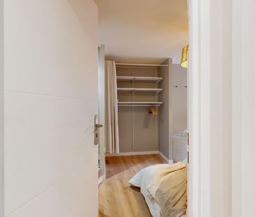 SAINTE CLAIRE S Roommate 3 Bedrooms at Clermont Ferrand - Photo 3